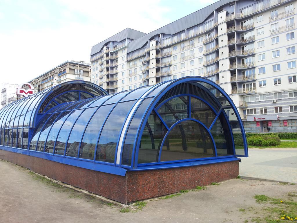 Апартаменты Независимости 168-2 Minsk Quarto foto